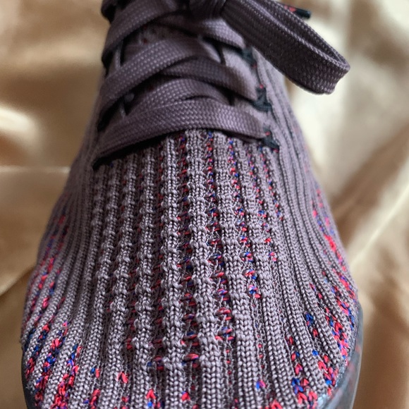 Nike Air Max. Like new, worn only a few times. - Picture 5 of 9